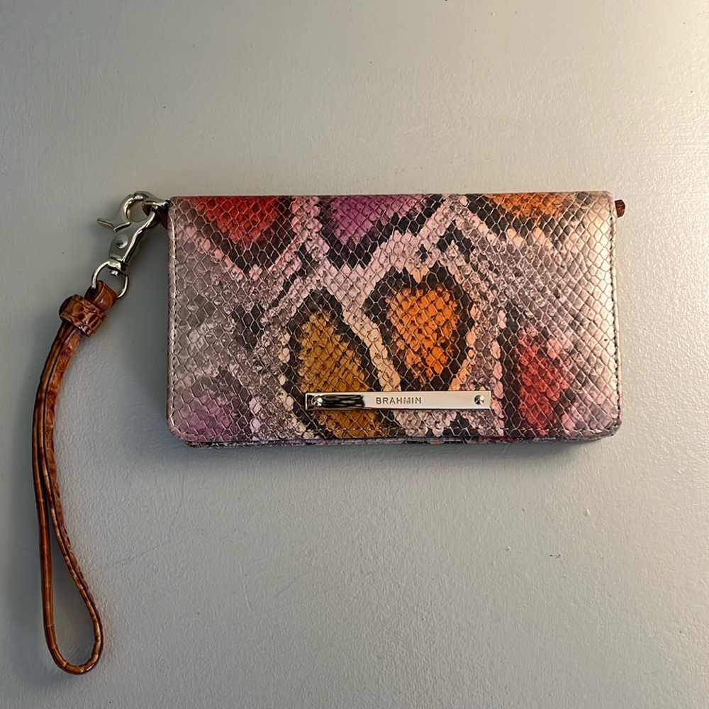 Brahmin wallet